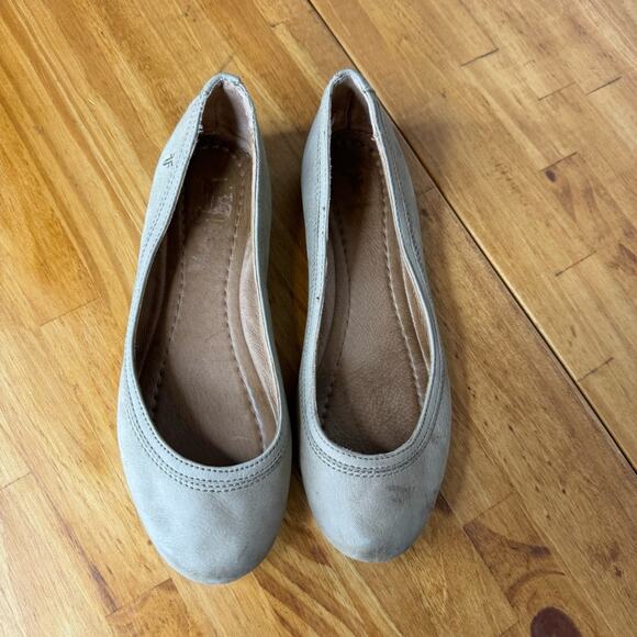 Frye Carson Round Toe Ballet Flats Light Tan Brown Leather Size 6.5 - Picture 4 of 8